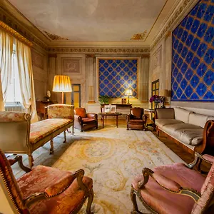 https://palazzo-rocchi.it-tuscanyhotel.com